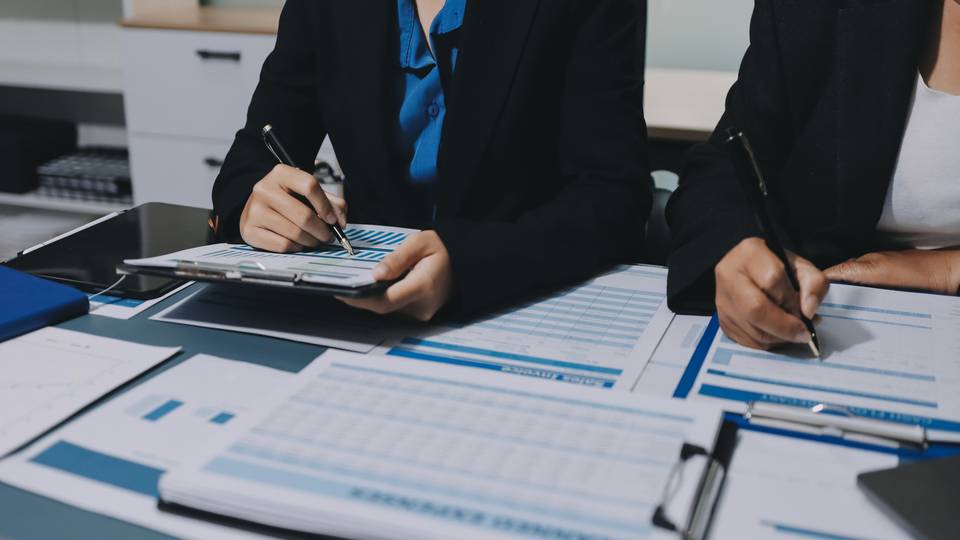 Weak Financial Controls Image Key Weaknesses in Financial Systems of Industrial Activities Based on ...